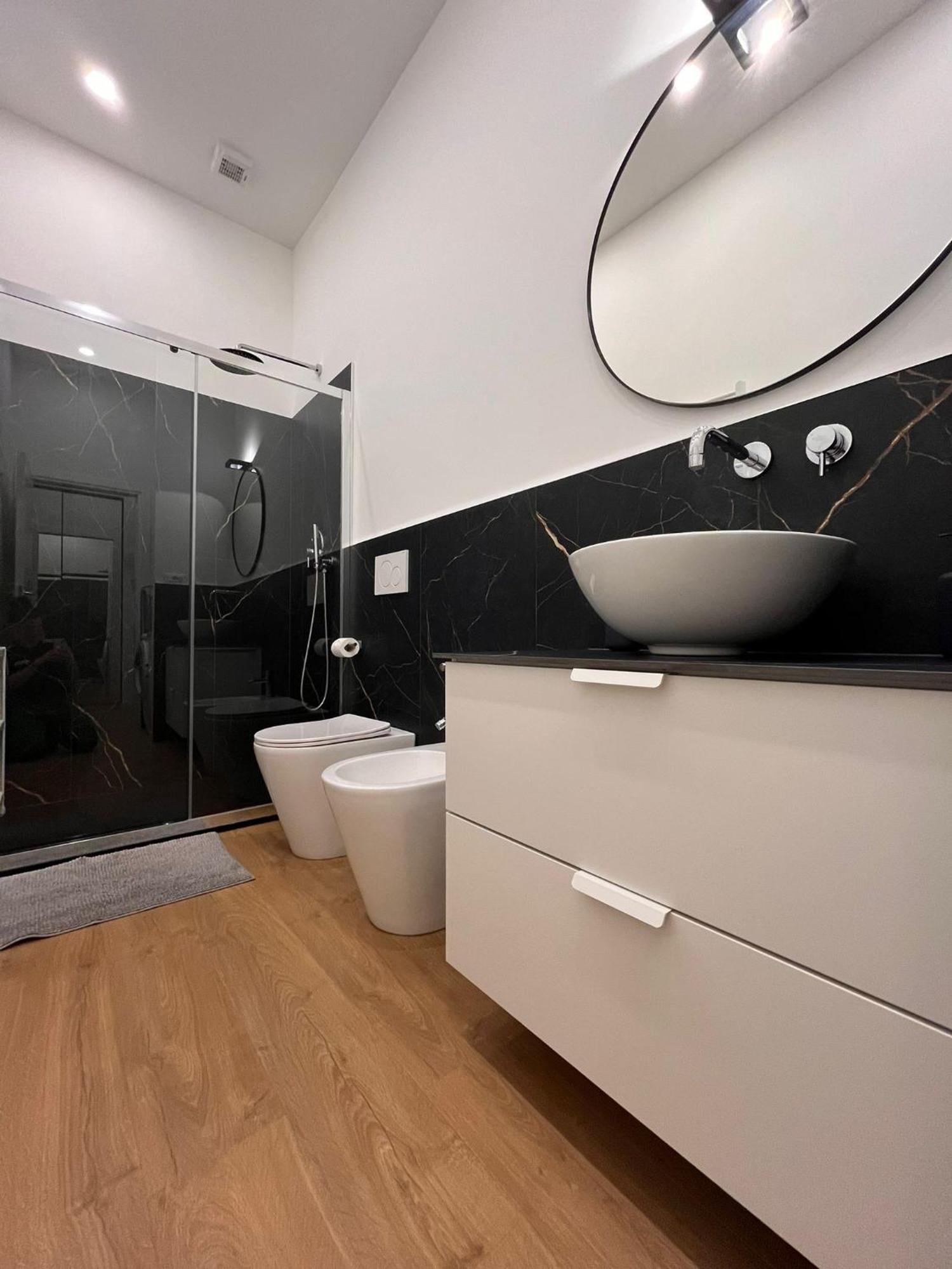 Trieste Centrale Luxury Apartament In Stile Moderno Экстерьер фото