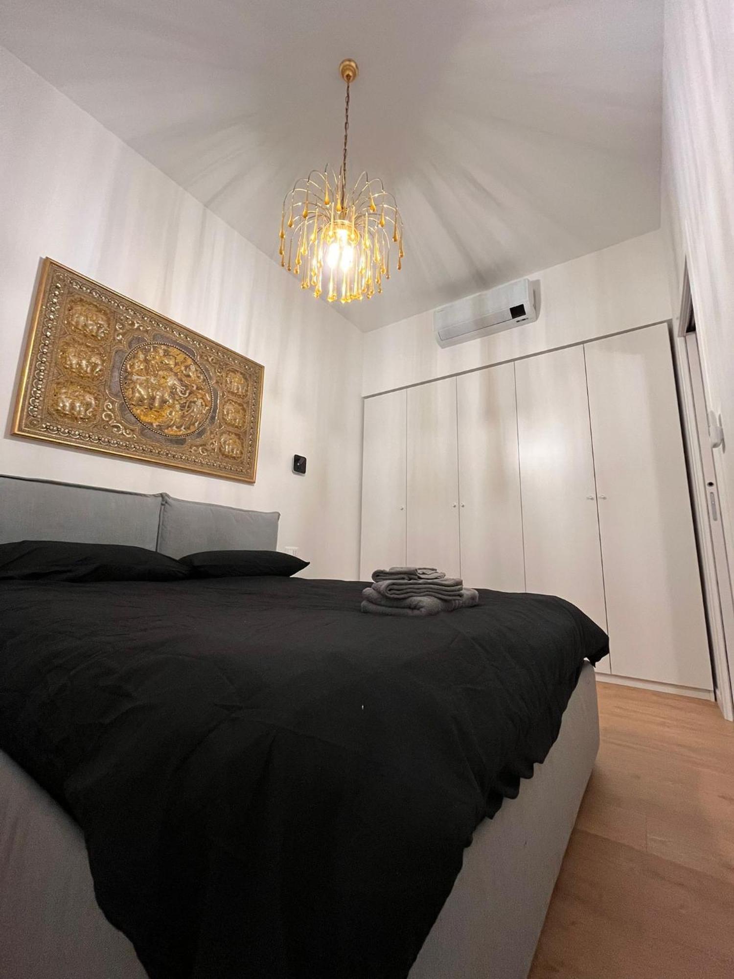 Trieste Centrale Luxury Apartament In Stile Moderno Экстерьер фото
