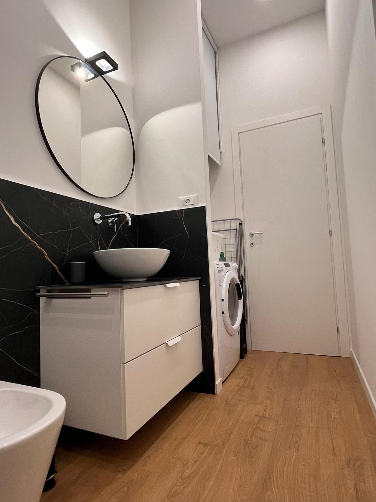Trieste Centrale Luxury Apartament In Stile Moderno Экстерьер фото