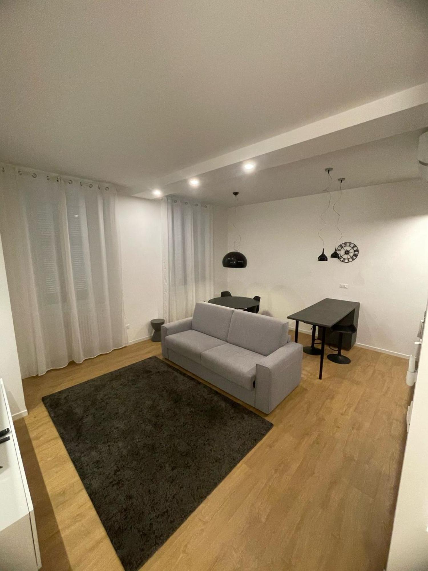 Trieste Centrale Luxury Apartament In Stile Moderno Экстерьер фото