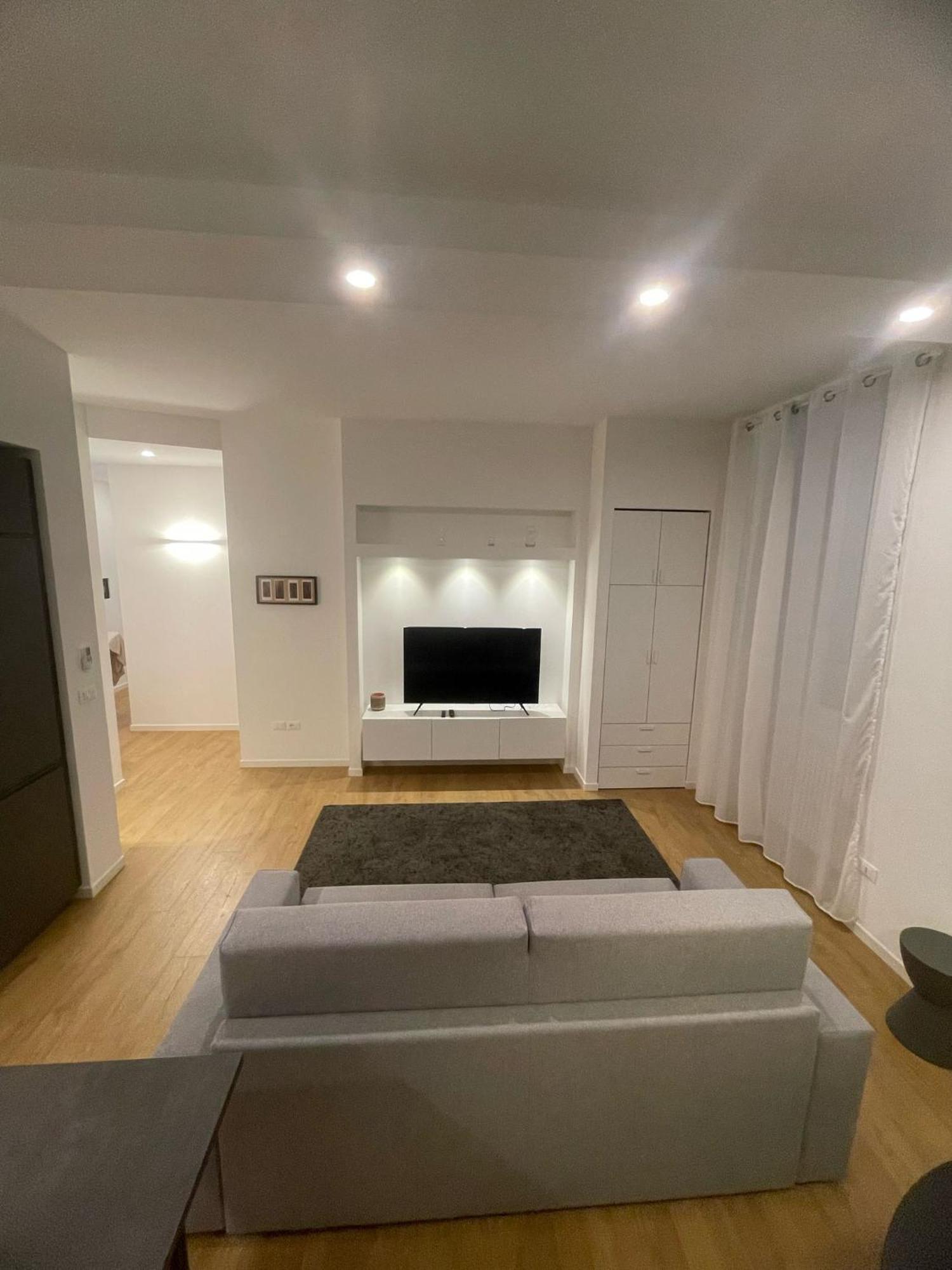 Trieste Centrale Luxury Apartament In Stile Moderno Экстерьер фото